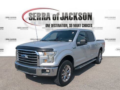 Used 2017 Ford F150 XLT w/ Equipment Group 301A Mid image 4