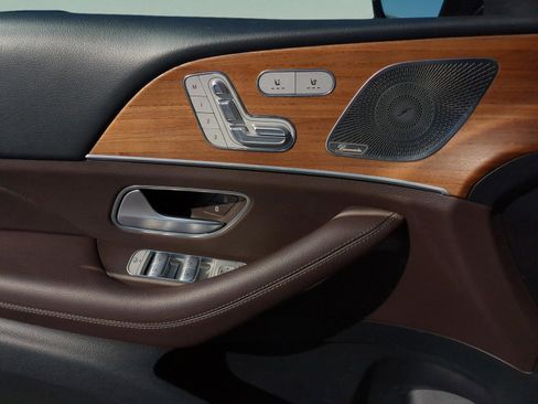 Certified 2023 Mercedes-Benz GLE 350 4MATIC image 24