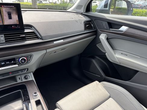 Used 2023 Audi Q5 2.0T Premium Plus w/ Premium Plus Package AWD/4WD image 36