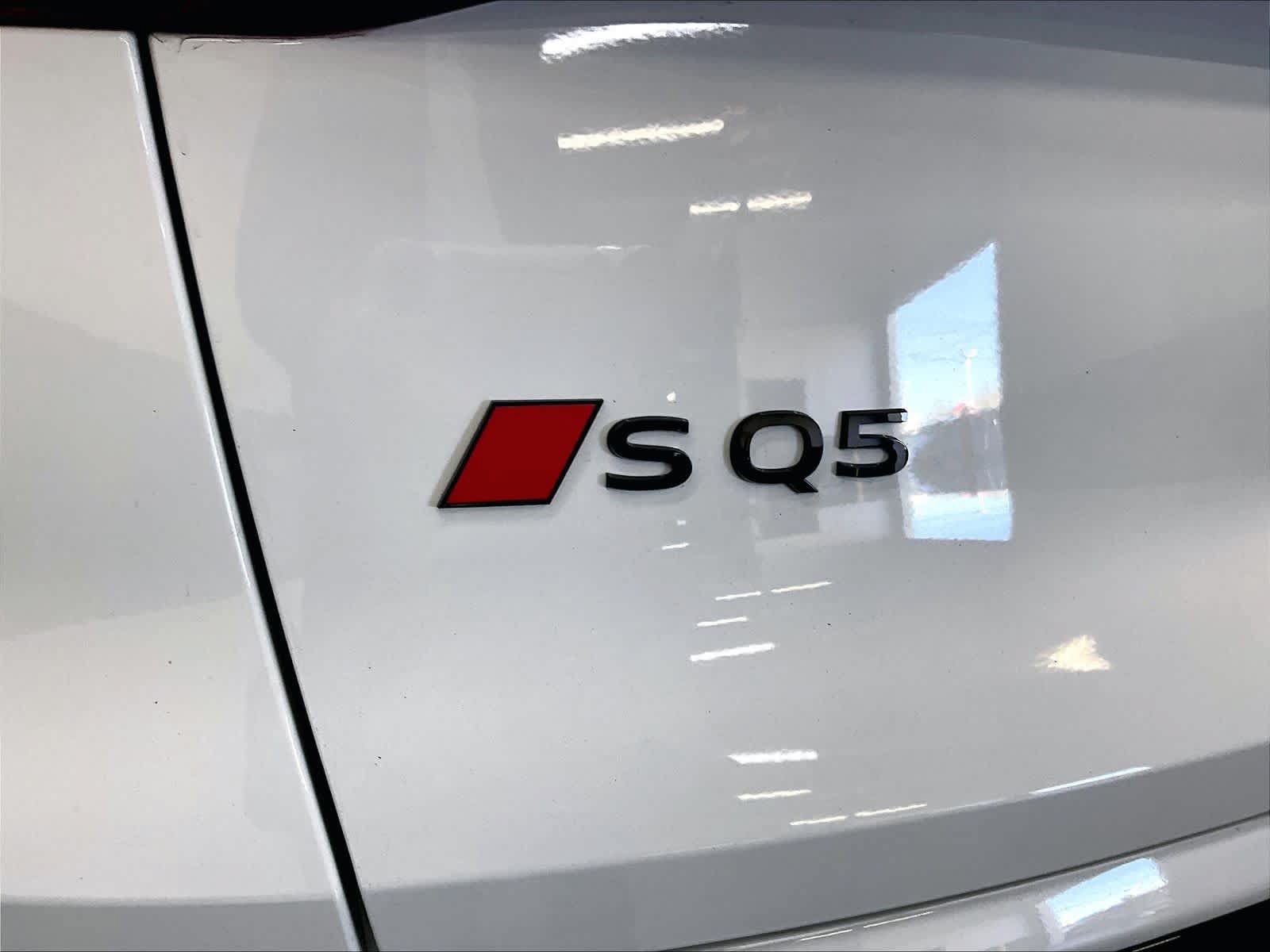 Used 2025 Audi SQ5 Prestige AWD/4WD image 12