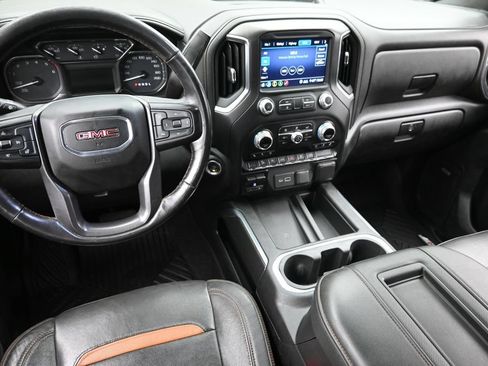 Used 2020 GMC Sierra 1500 AT4 w/ AT4 Preferred Package AWD/4WD image 14