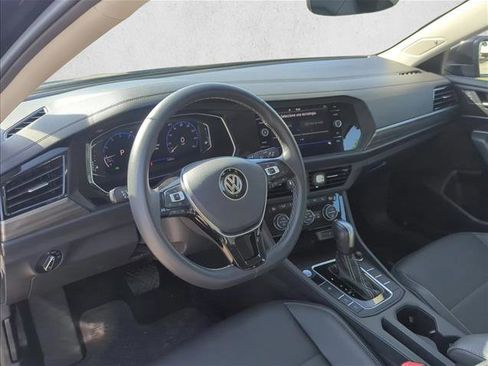 Used 2021 Volkswagen Jetta SEL image 10