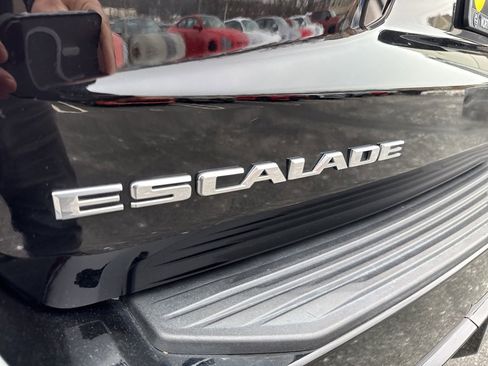 Used 2023 Cadillac Escalade Sport image 26