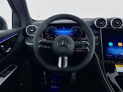 New 2026 Mercedes-Benz GLC 300 image 4
