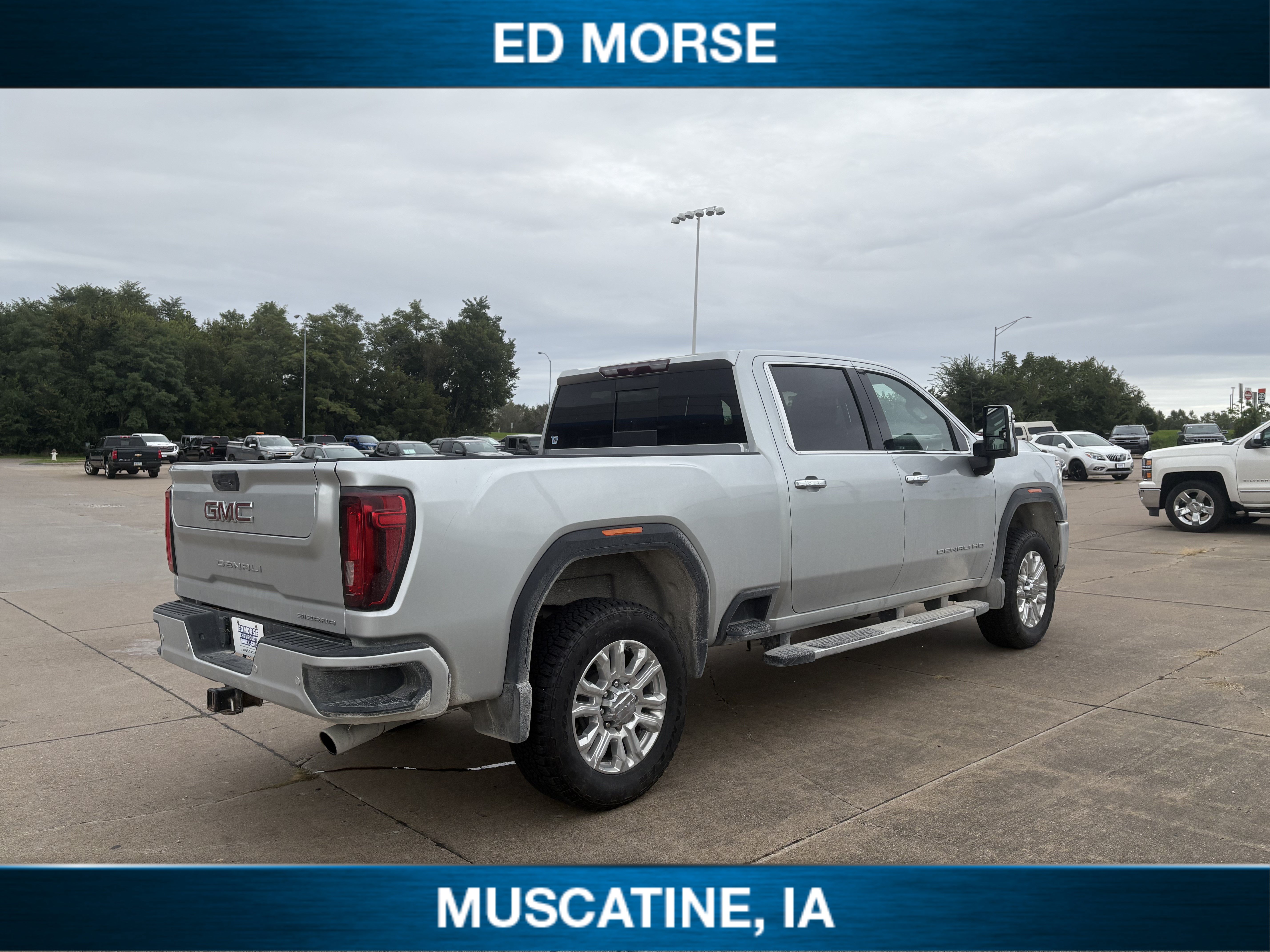 Used 2022 GMC Sierra 2500 Denali AWD/4WD image 5