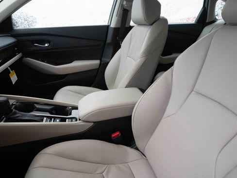 New 2025 Honda Accord EX-L image 10