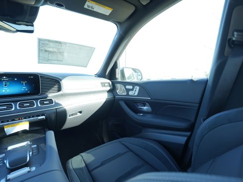 New 2026 Mercedes-Benz GLE 53 AMG 4MATIC image 25