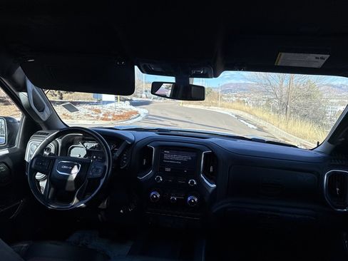 Used 2022 GMC Sierra 1500 AT4 w/ AT4 Preferred Package image 26