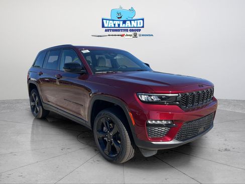 New 2025 Jeep Grand Cherokee Limited w/ Black Appearance Package image 7