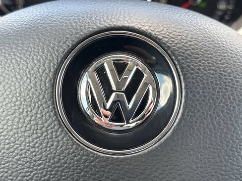 Used 2015 Volkswagen Jetta SE FWD image 26