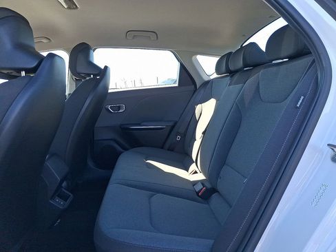 Certified 2025 Kia K4 FWD image 11