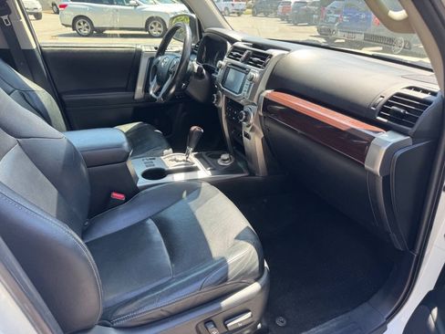Used 2015 Toyota 4Runner Limited AWD/4WD image 13