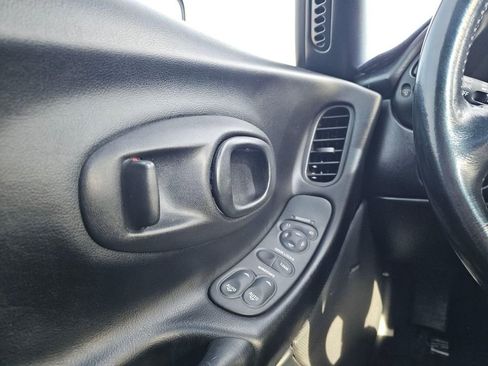 Used 1998 Chevrolet Corvette Coupe image 29