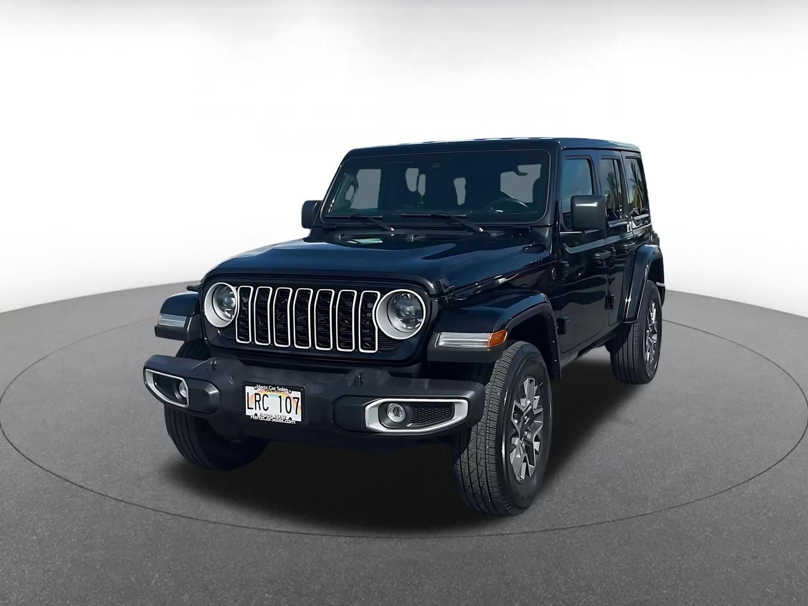 Used 2025 Jeep Wrangler Unlimited Sahara AWD/4WD image 4