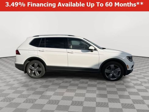 Used 2021 Volkswagen Tiguan SEL w/ 2-Row Tiguan MDO Package AWD/4WD image 1