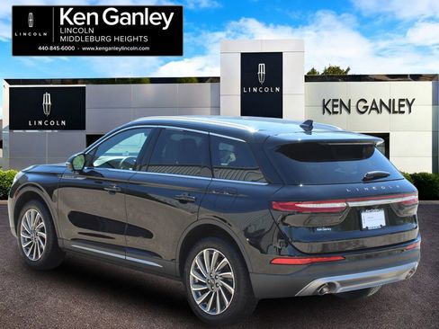 Used 2023 Lincoln Corsair Reserve w/ Equipment Group 201A AWD/4WD image 5
