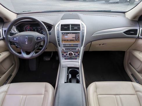 Used 2017 Lincoln MKZ Premiere image 14