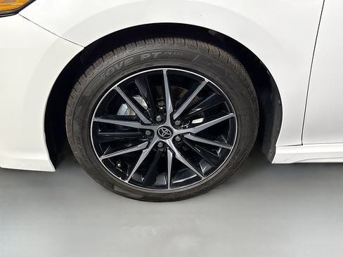 Used 2024 Toyota Camry SE FWD image 37