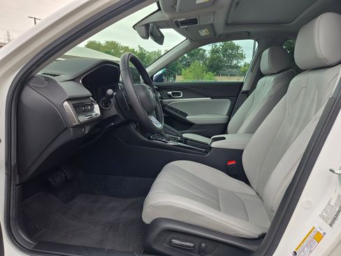 Certified 2024 Acura Integra FWD image 10