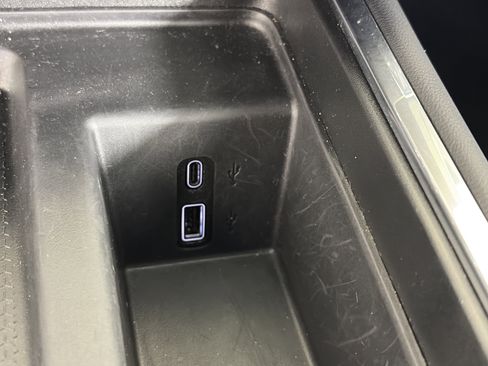 Certified 2025 GMC Acadia Elevation image 28