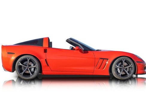 Used 2012 Chevrolet Corvette Grand Sport w/ 3LT Preferred Equipment Group image 2