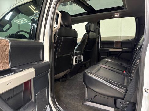 Used 2018 Ford F250 Lariat w/ Lariat Ultimate Package image 33