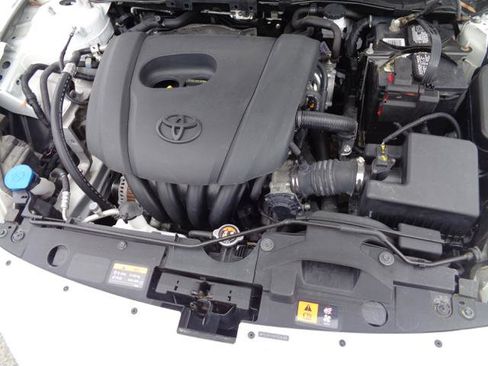 Used 2019 Toyota Yaris Sedan image 21