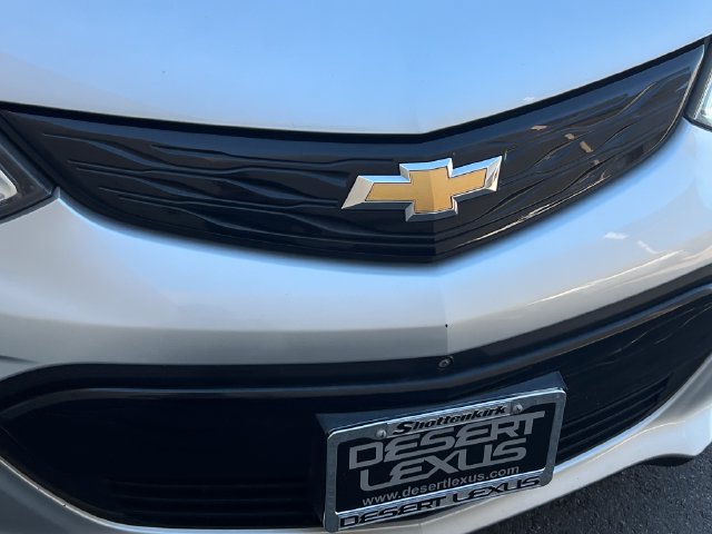 Used 2020 Chevrolet Bolt Premier w/ Infotainment Package FWD image 14