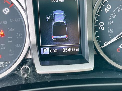 Used 2022 Toyota Tacoma SR5 image 12