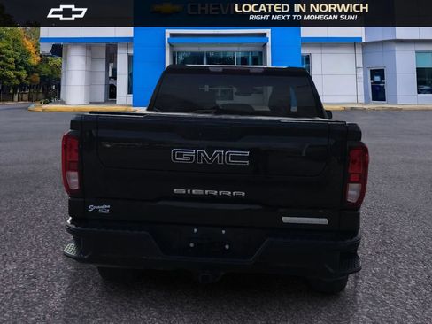Certified 2022 GMC Sierra 1500 Elevation w/ LPO, Elevation Black Package AWD/4WD image 6