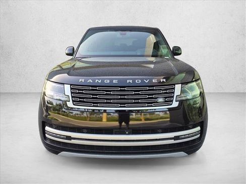 Used 2025 Land Rover Range Rover Long Wheelbase Autobiography AWD/4WD image 2