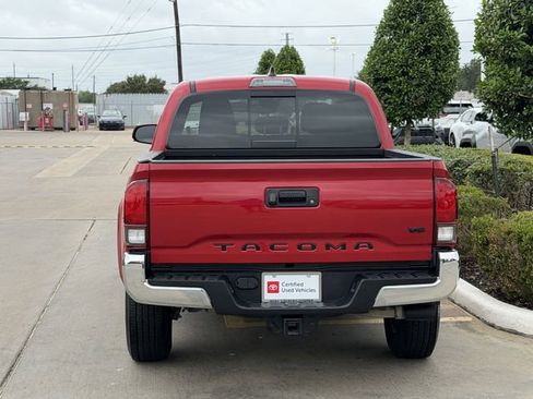 Used 2022 Toyota Tacoma SR5 RWD image 6