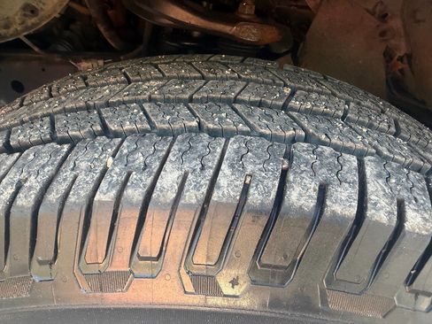 Used 2005 Toyota Sequoia SR5 RWD image 32