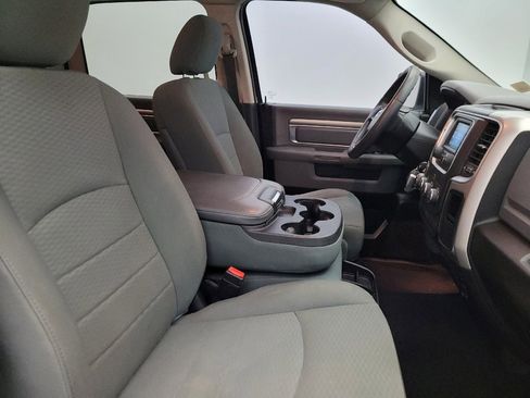 Used 2019 RAM 1500 Classic SLT image 21