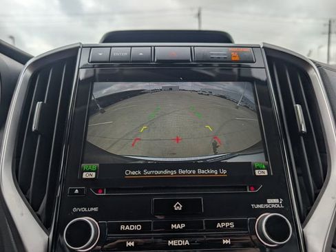 Certified 2022 Subaru Ascent Limited w/ Technology Package image 16