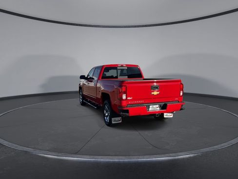 Used 2017 Chevrolet Silverado 1500 LTZ Z71 w/ LTZ Plus Package image 7