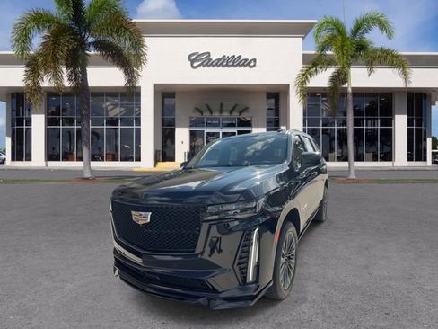 Certified 2023 Cadillac Escalade V AWD/4WD image 5