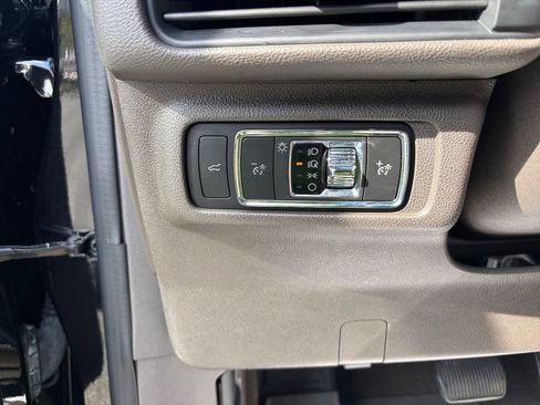 Used 2022 Lincoln Corsair Reserve w/ Equipment Group 201A AWD/4WD image 31