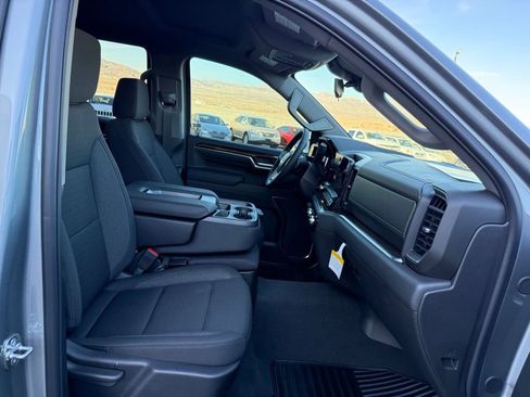 New 2026 GMC Sierra 1500 Elevation image 12