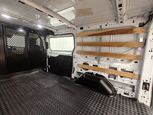 Used 2023 Ford Transit 250 Low Roof AWD w/ Exterior Upgrade Package image 34