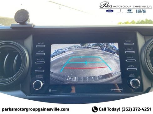 Used 2020 Toyota Tacoma SR image 21