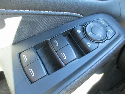 Certified 2023 Chevrolet Traverse Premier w/ Redline Edition image 28