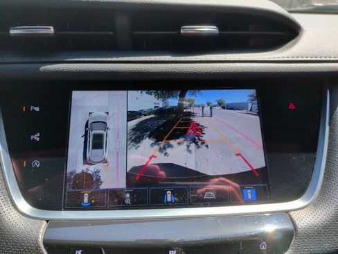 Used 2021 Cadillac XT5 Premium Luxury image 22