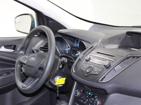 Used 2018 Ford Escape SE FWD image 27