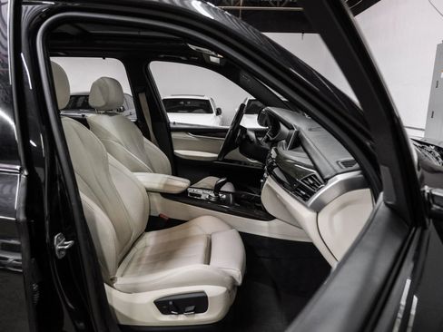 Used 2015 BMW X5 xDrive35d image 34