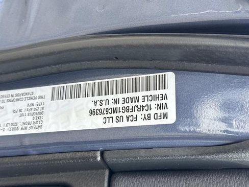 Used 2021 Jeep Grand Cherokee Limited AWD/4WD image 30