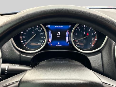 Used 2017 Maserati Ghibli S Q4 AWD/4WD image 28