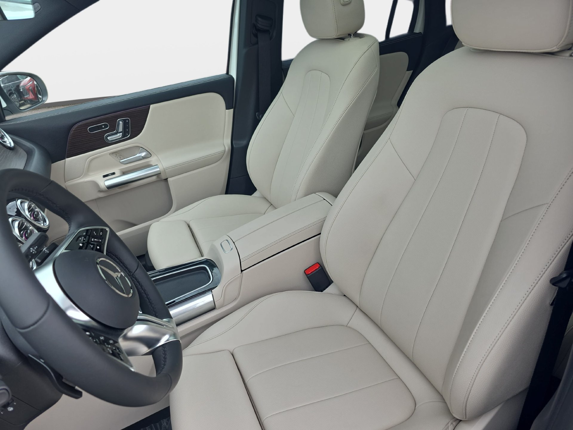 Used 2026 Mercedes-Benz GLA 250 4MATIC image 15
