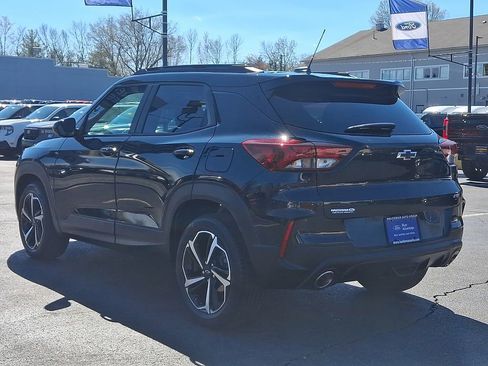 Used 2023 Chevrolet TrailBlazer RS w/ Convenience Package FWD image 5