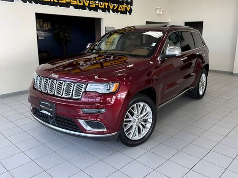 Used 2017 Jeep Grand Cherokee Summit image 1